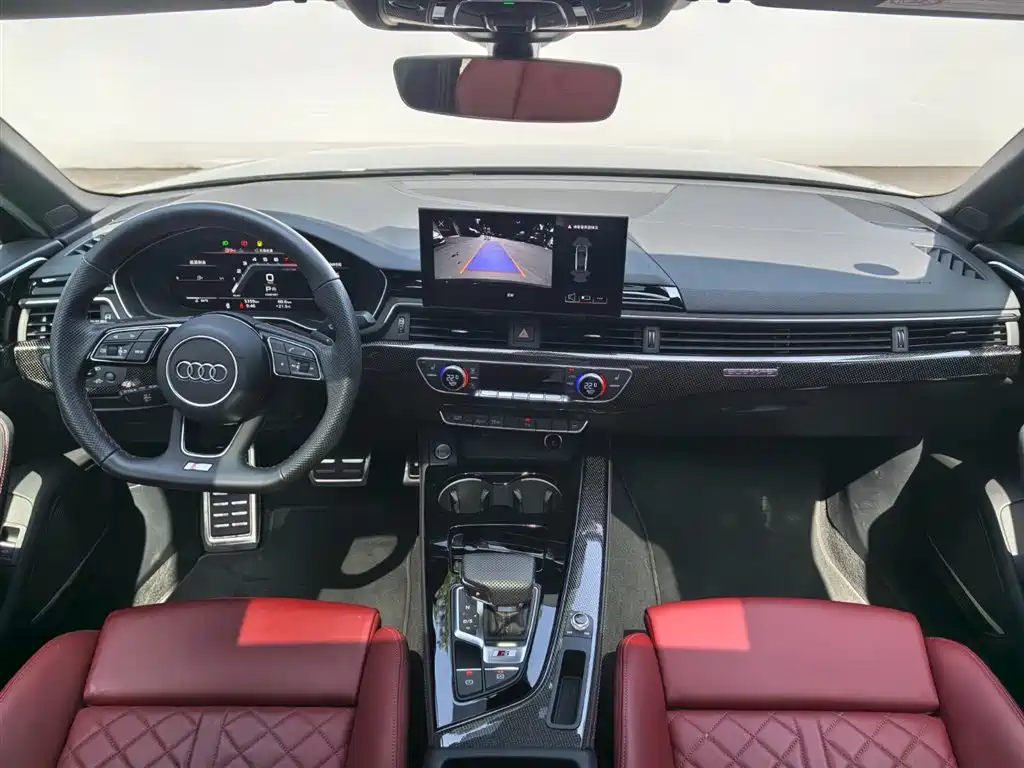 Фото 10 - Audi S4