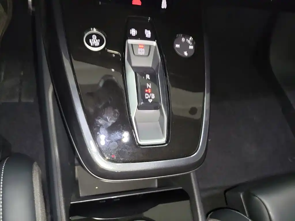 Audi Q4 e-tron 2025 2024 40 e-tron Creation Edition