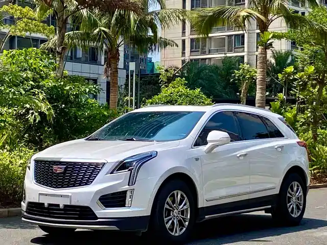 CADILLAC XT5