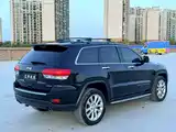 Фото 9 - Jeep Grand Cherokee (Import)