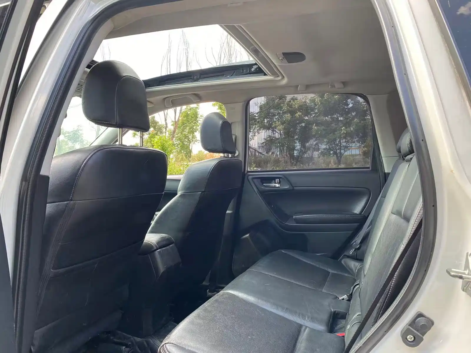 Photo 5 - Subaru Forester