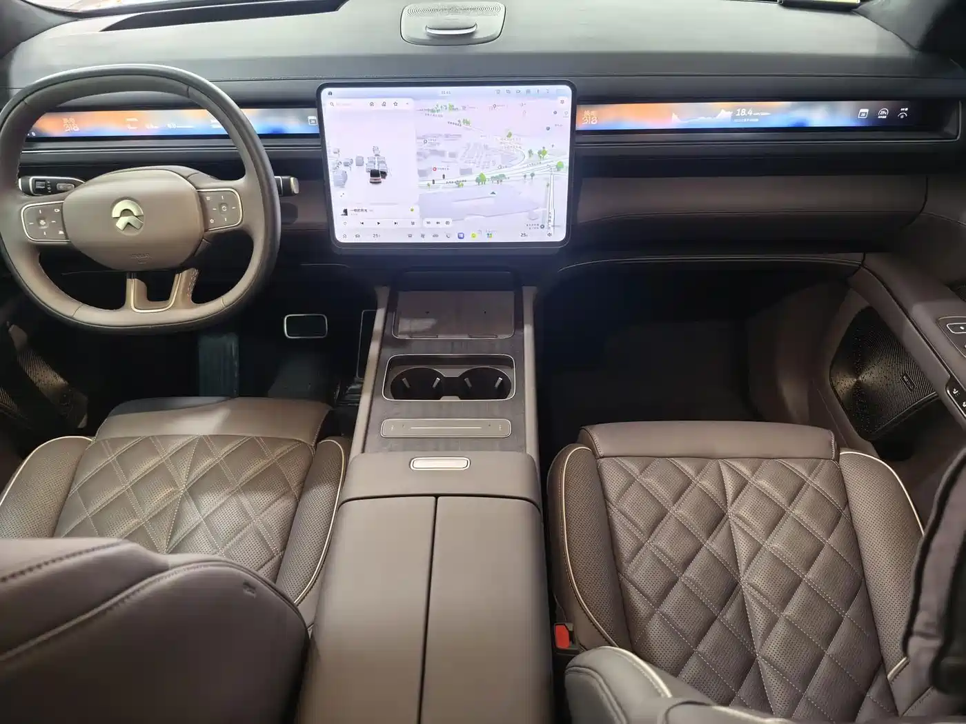 NIO ES8 2026 2025 Model 6-Seat Executive Luxury Edition