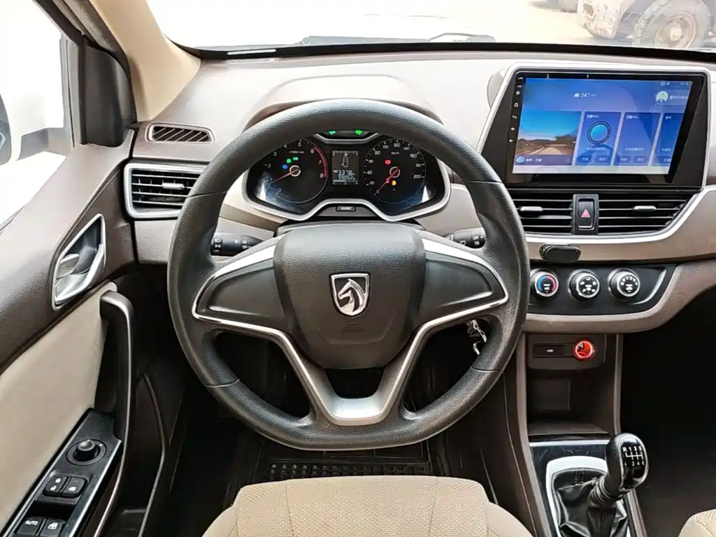 Baojun 310W 2020 2017 1.5L Manual Comfort China VI