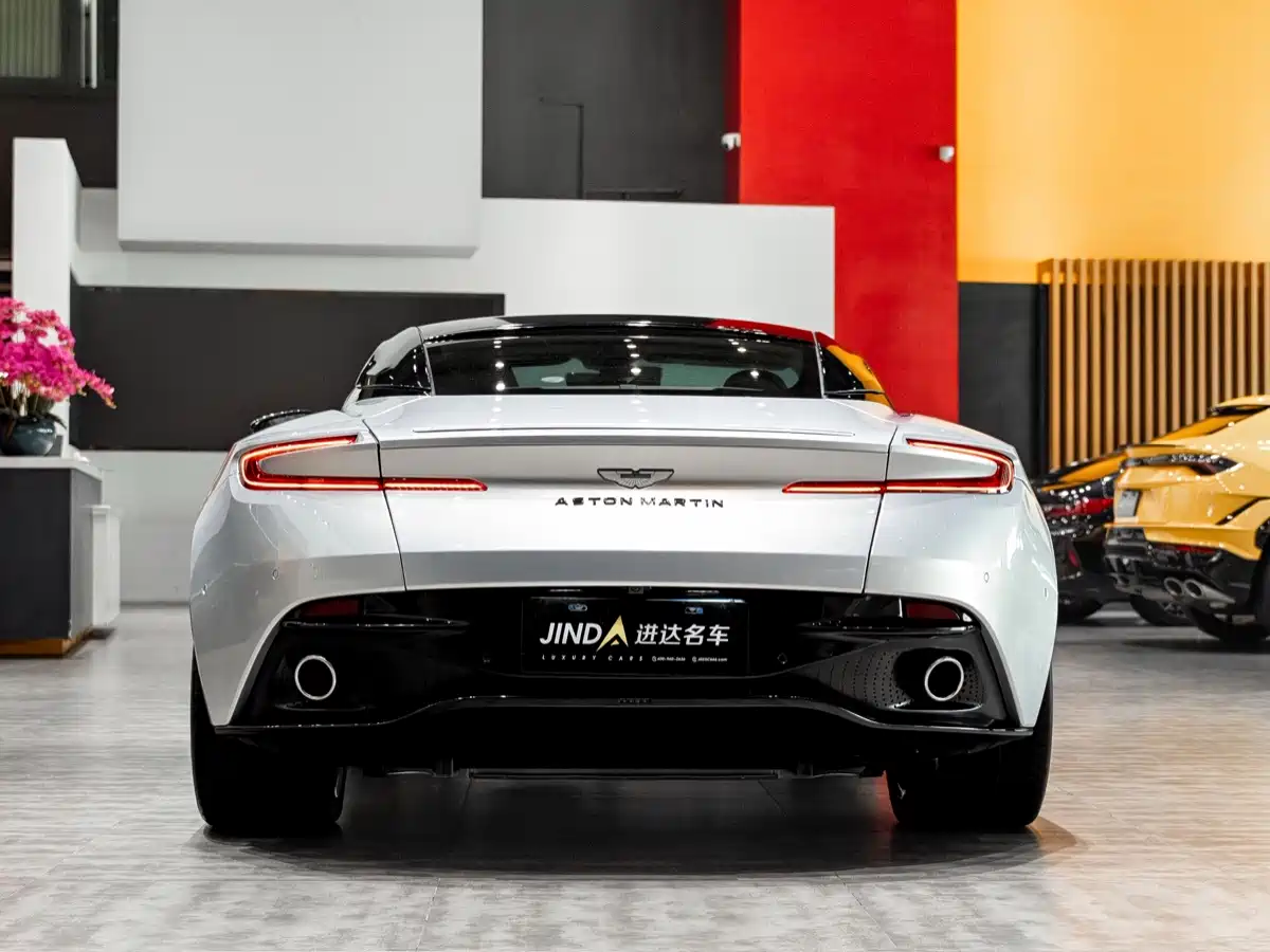 Aston Martin DB11 2017 2016 5.2T Launch Edition