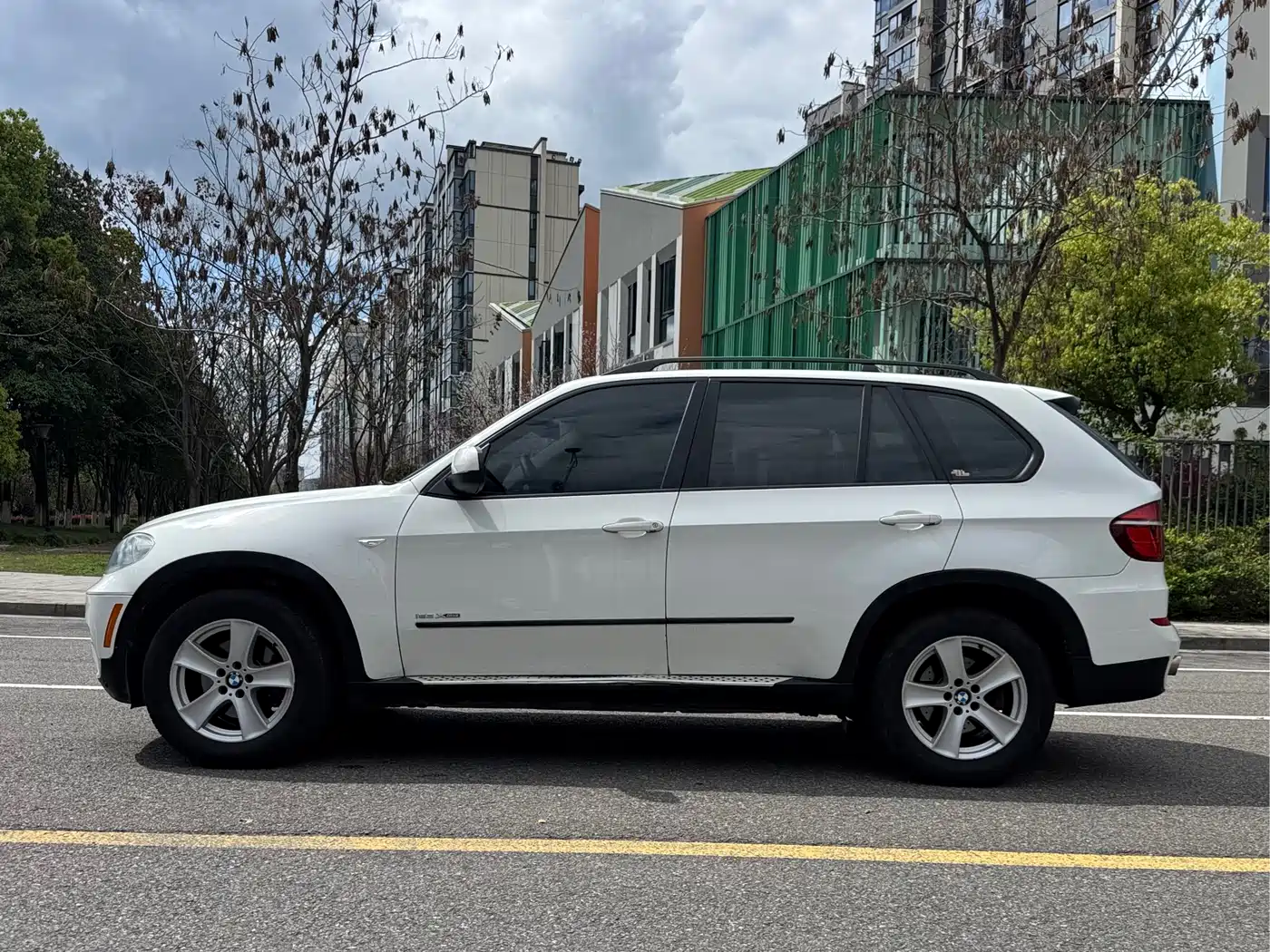 BMW X5 (Import) 2013 xDrive35i Leading фото 3