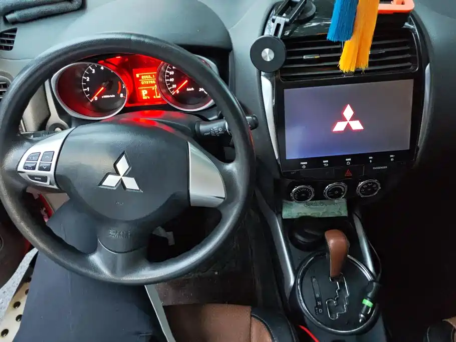 Photo 12 - Mitsubishi ASX