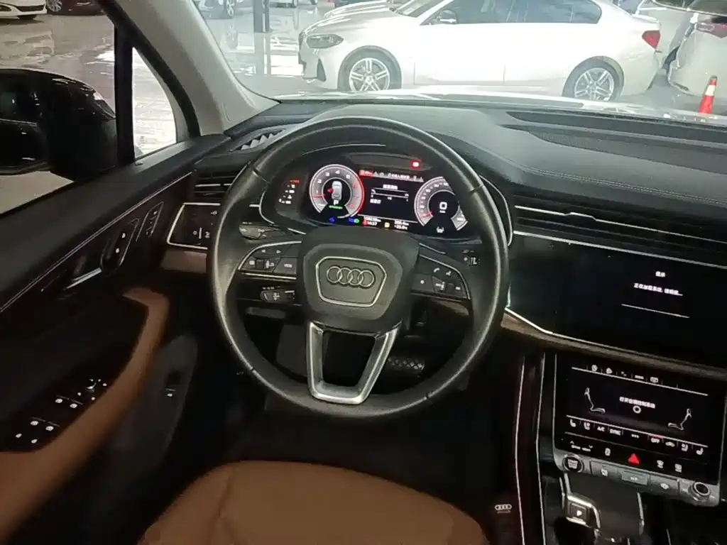 Audi Q7 2024 2023 55 TFSI quattro S line Sport