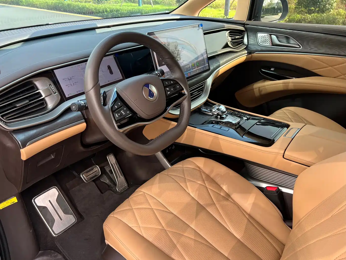 Denza D9 2026 2025 DM-i Smart Driving Edition 1020 AWD Flagship