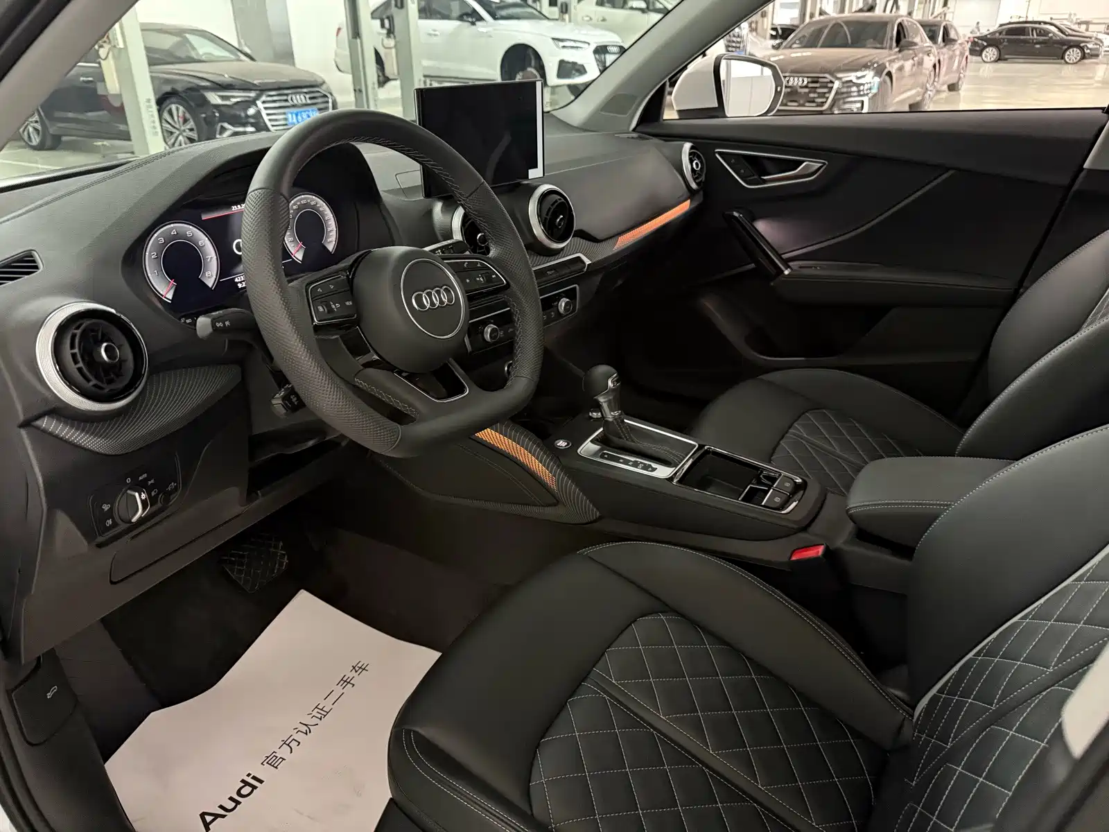 Фото 6 - Audi Q2L