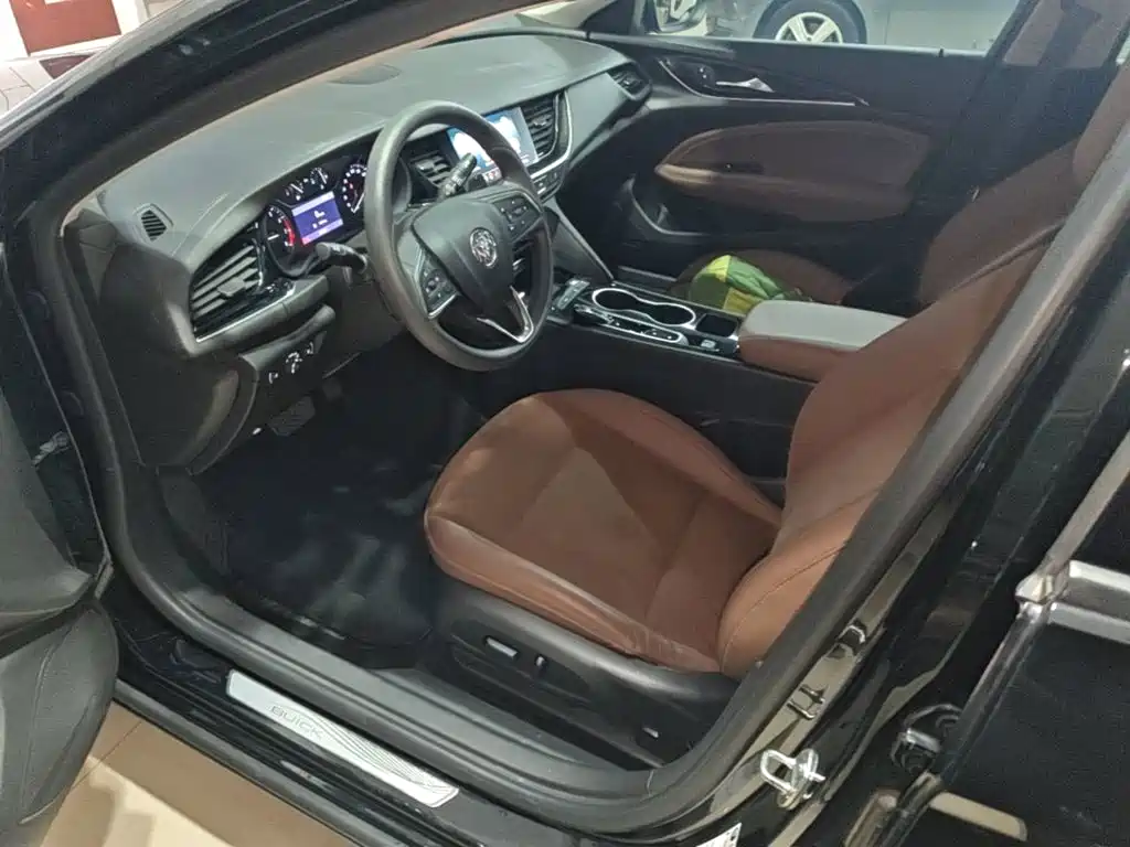 BUICK REGAL
