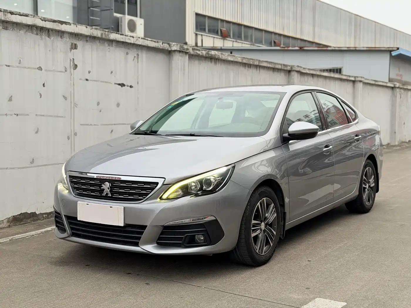 Peugeot 308 2018 — пригон из Китая