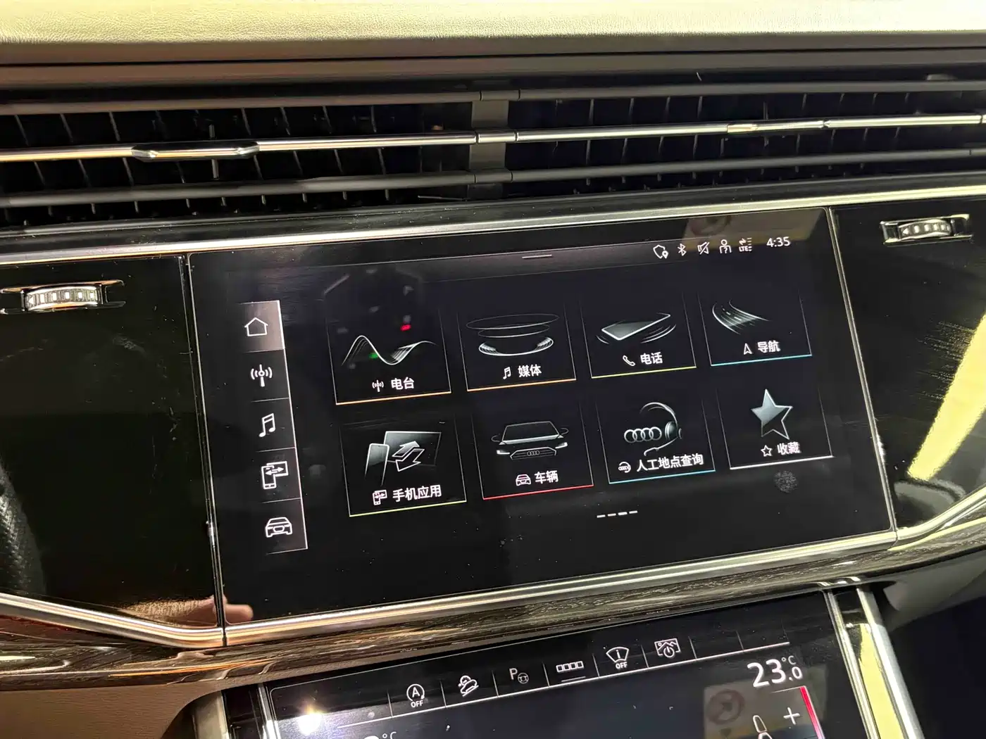 Audi Q8 2021 Model 55 TFSI Exclusive Dynamic фото 16