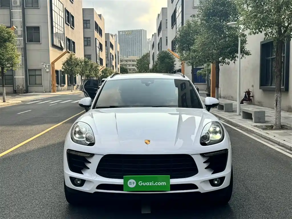 Porsche Macan 2017 Macan 2.0T фото 13