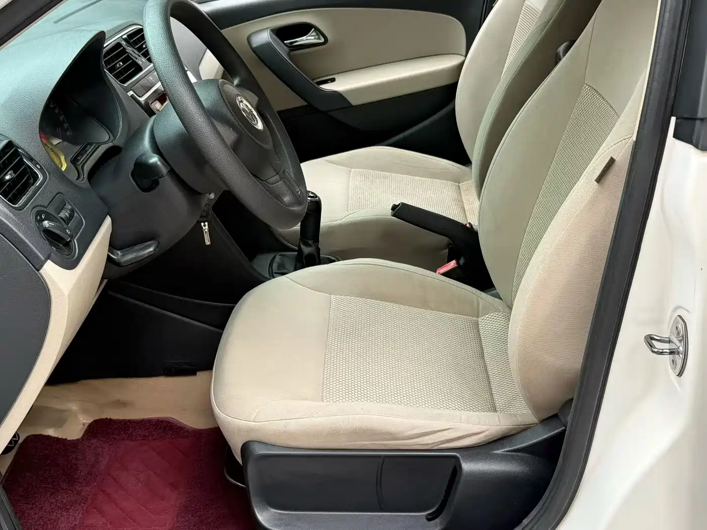 Фото 7 - Volkswagen Polo