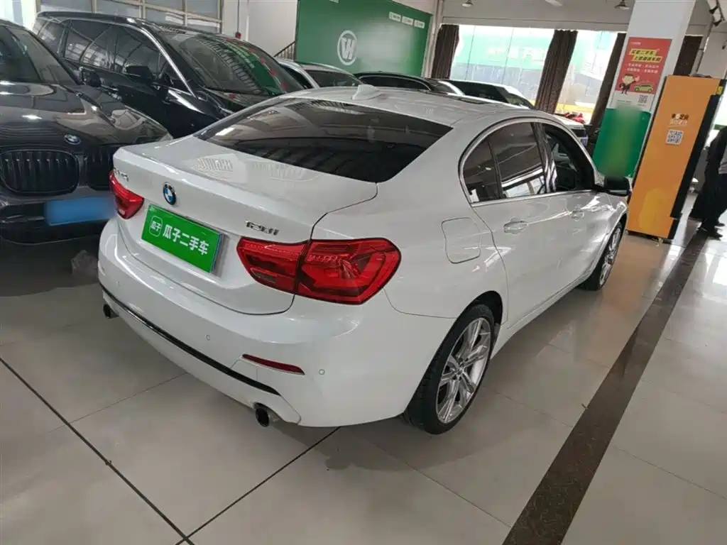 BMW 1 Series 2018 120i Design Package фото 7