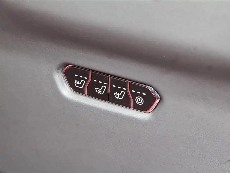 Toyota Sienna 2026 2.5L Hybrid AWD Luxury Edition фото 22