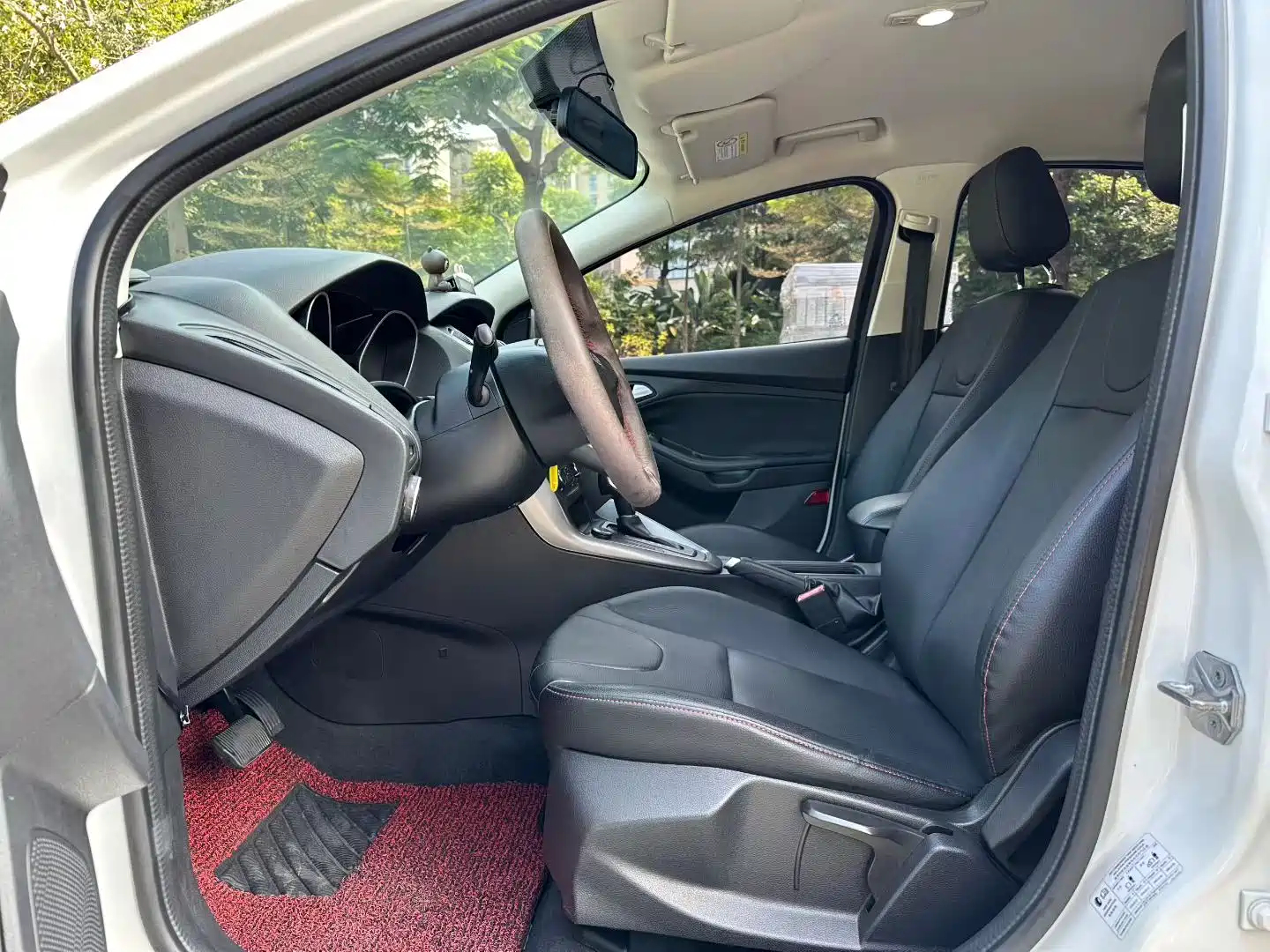 Фото 5 - Ford Focus