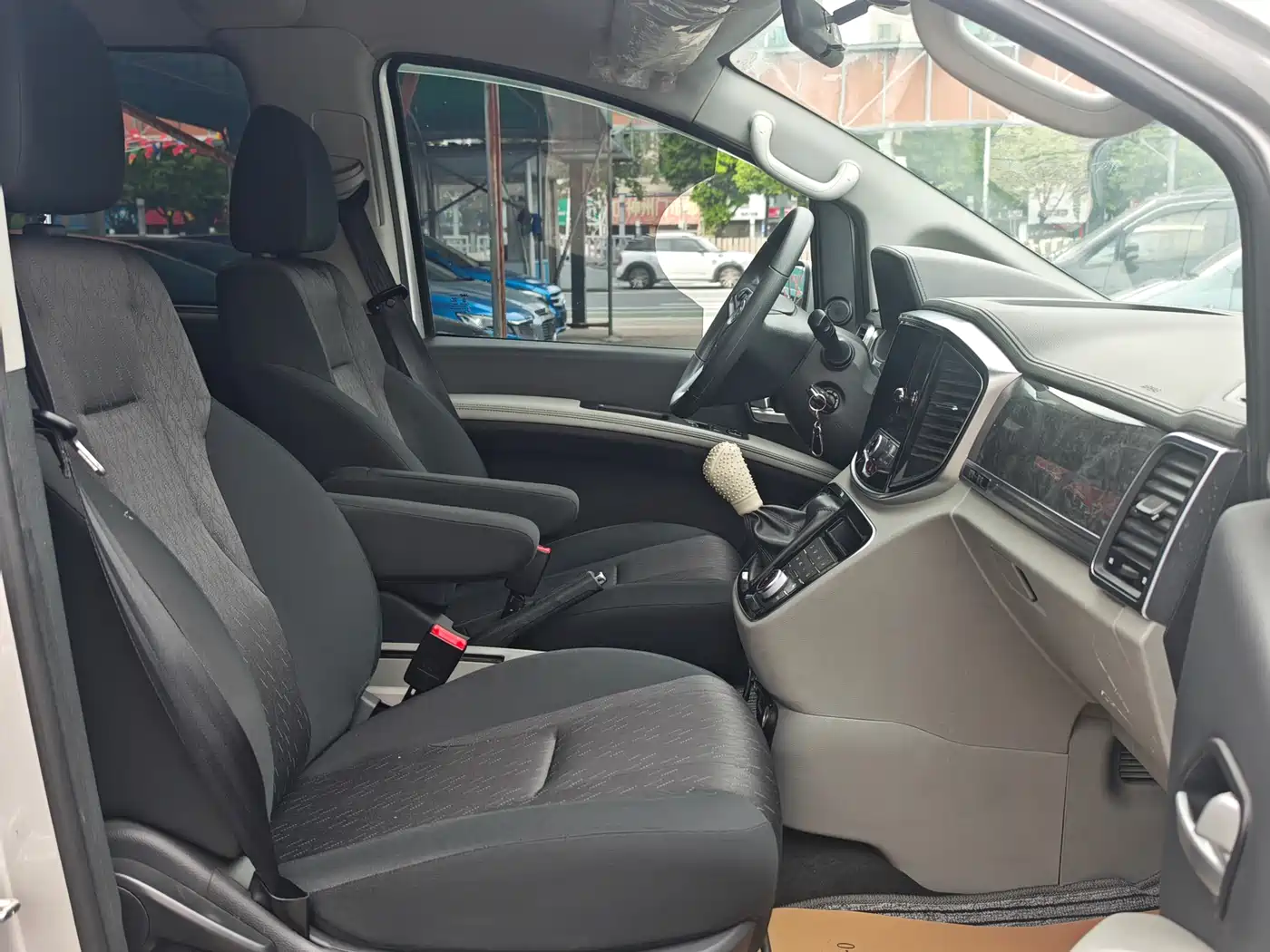 JAC Refine Refine M4 2016 2016 2.0L Manual Luxury