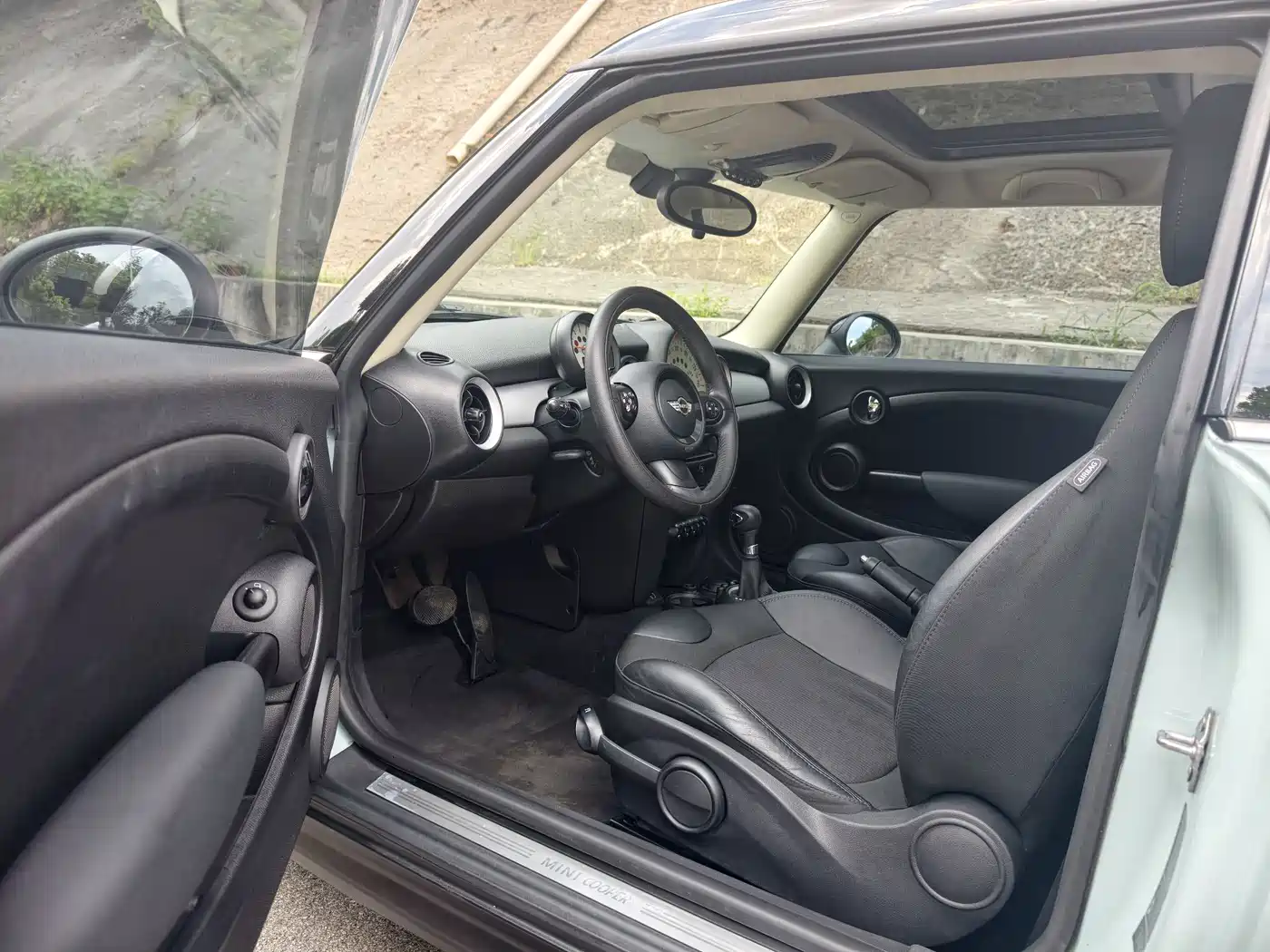 MINI CLUBMAN 2014 2013 1.6L COOPER Bond Street