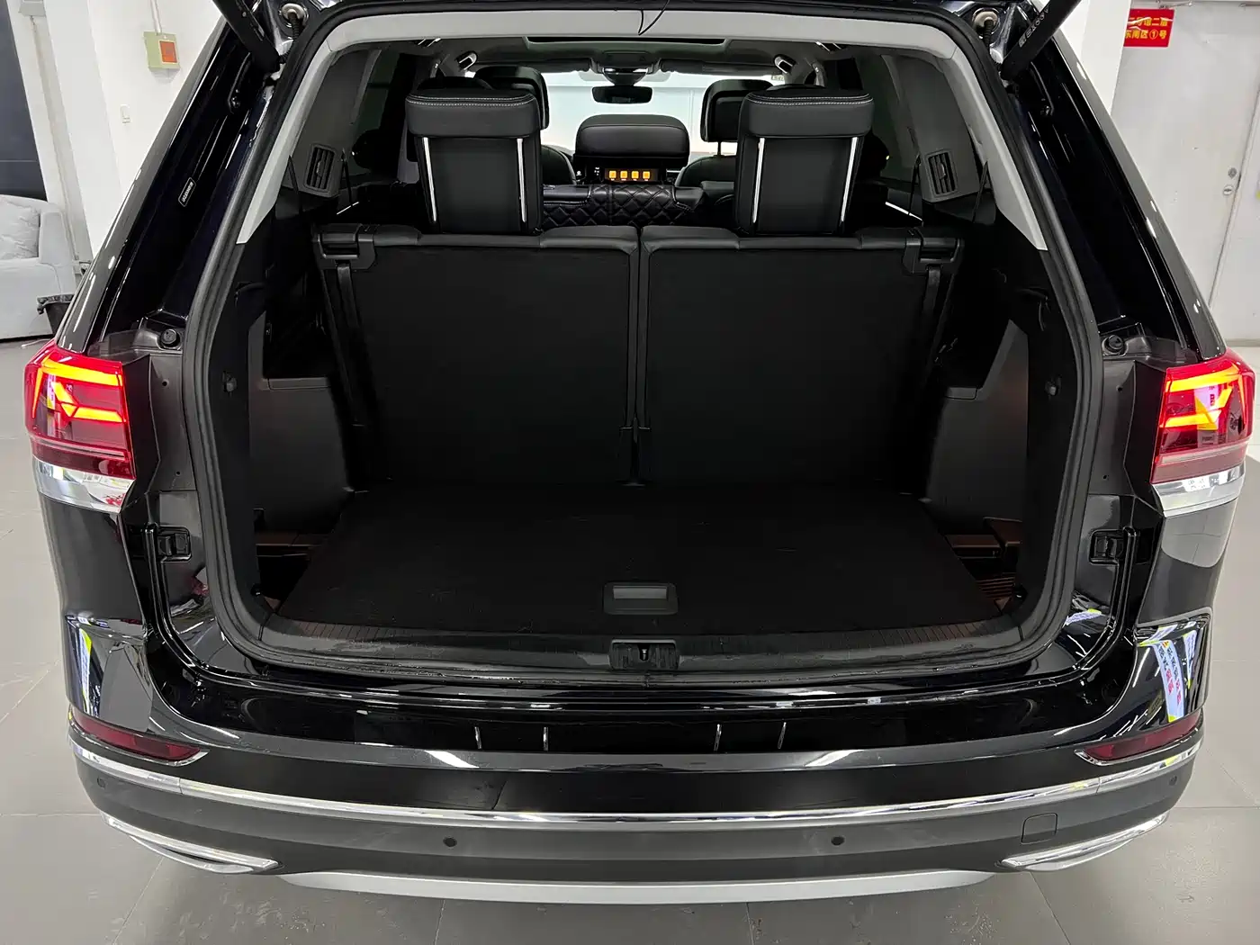 Volkswagen Teramont 2023 380TSI AWD Premium Luxury Edition фото 17