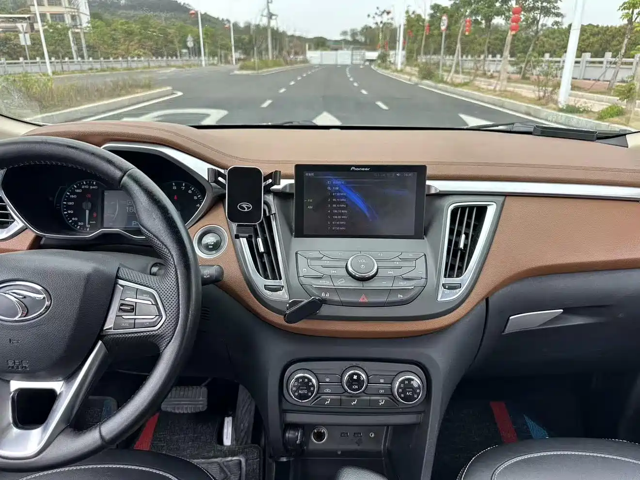 Soueast DX7 2018 2018 1.5T Auto Luxury