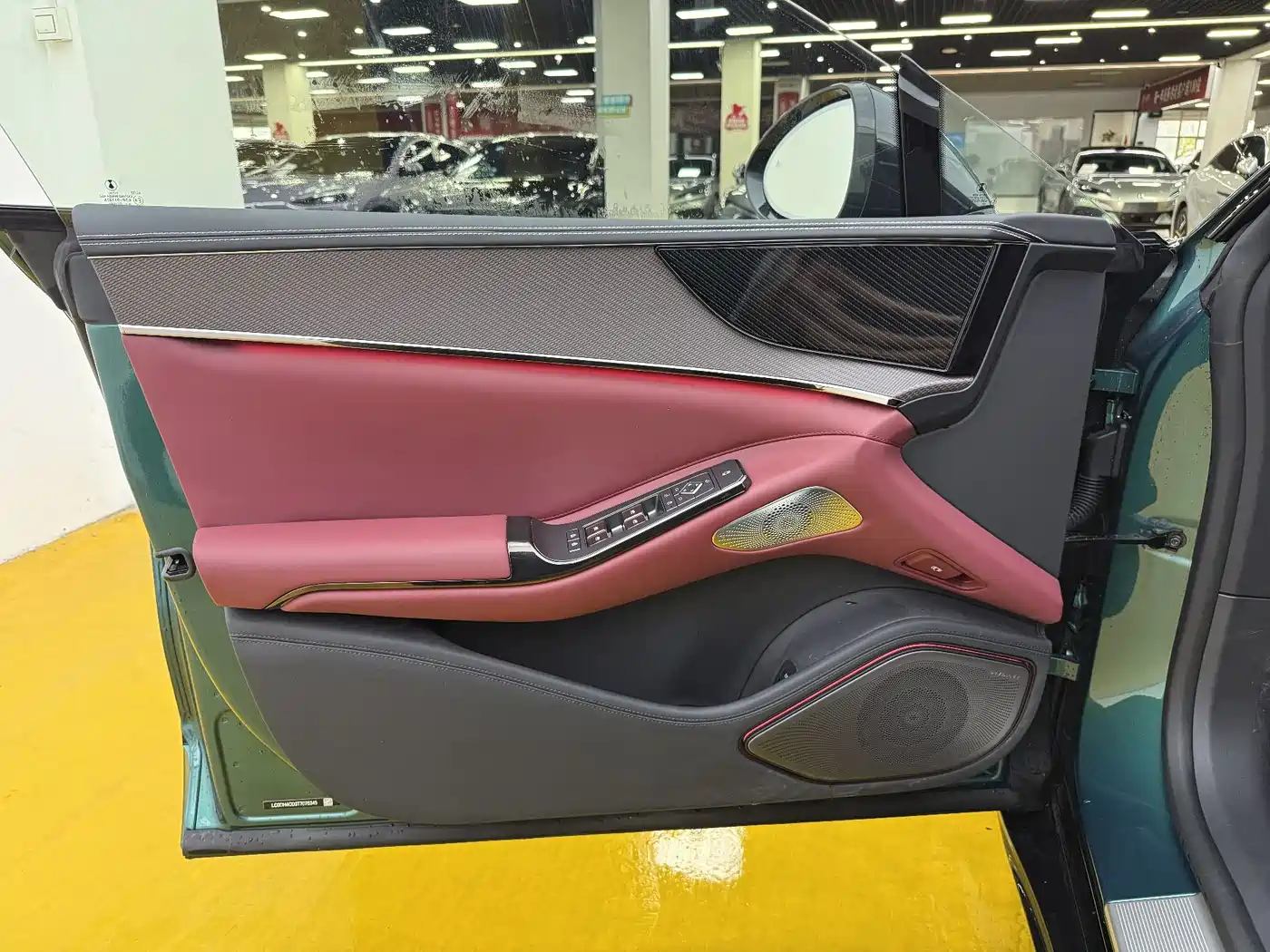 Denza Z9GT 2026 2026 Model Flash Charge Honor Edition