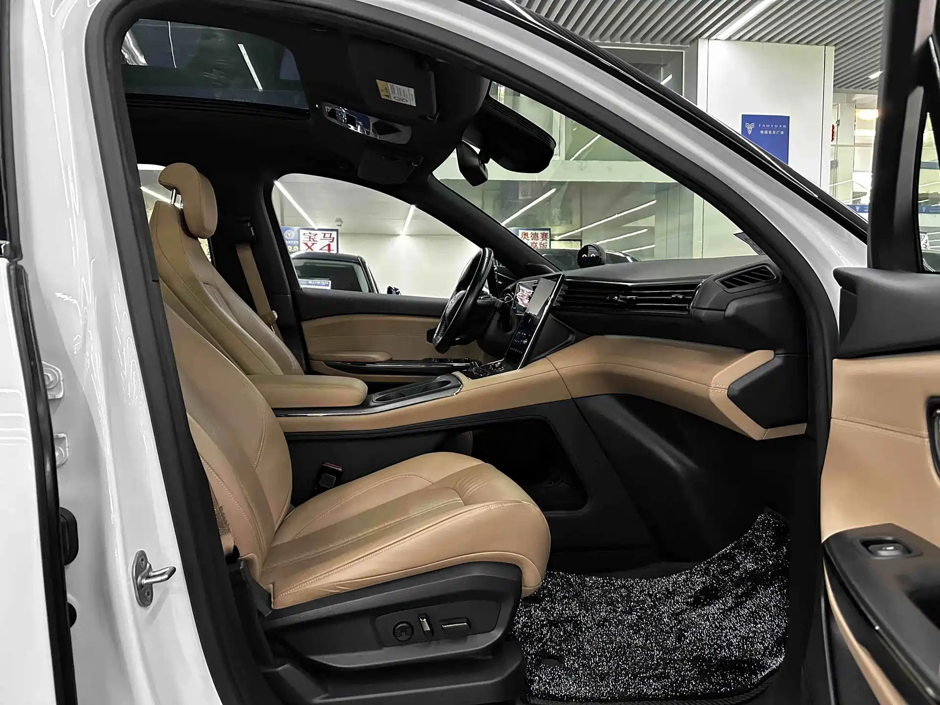 Фото 7 - NIO ES6