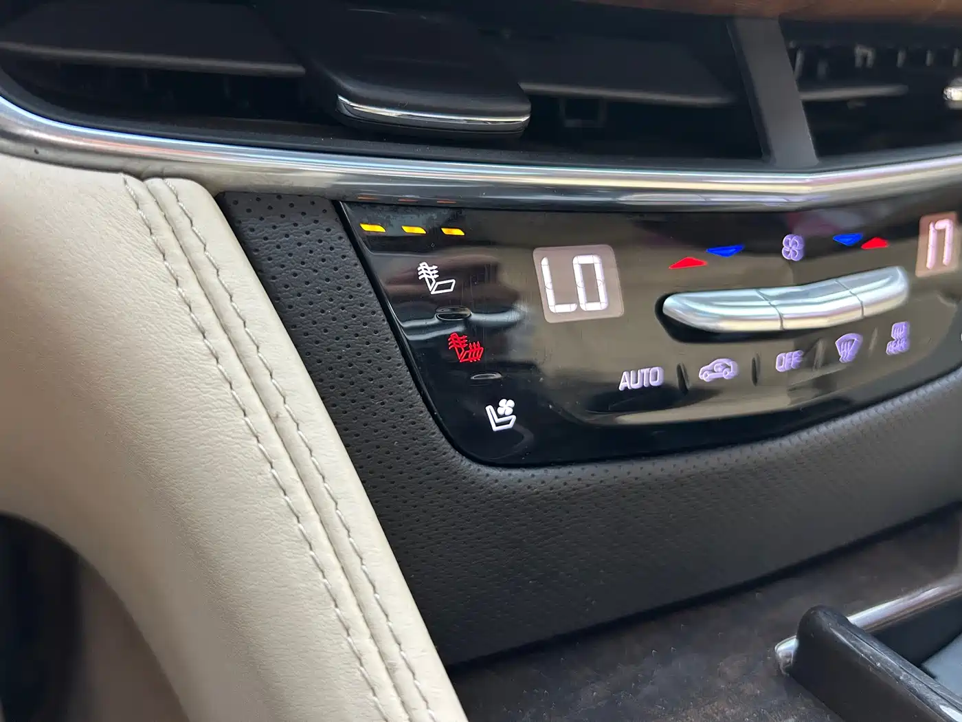 Фото 13 - Cadillac CT6