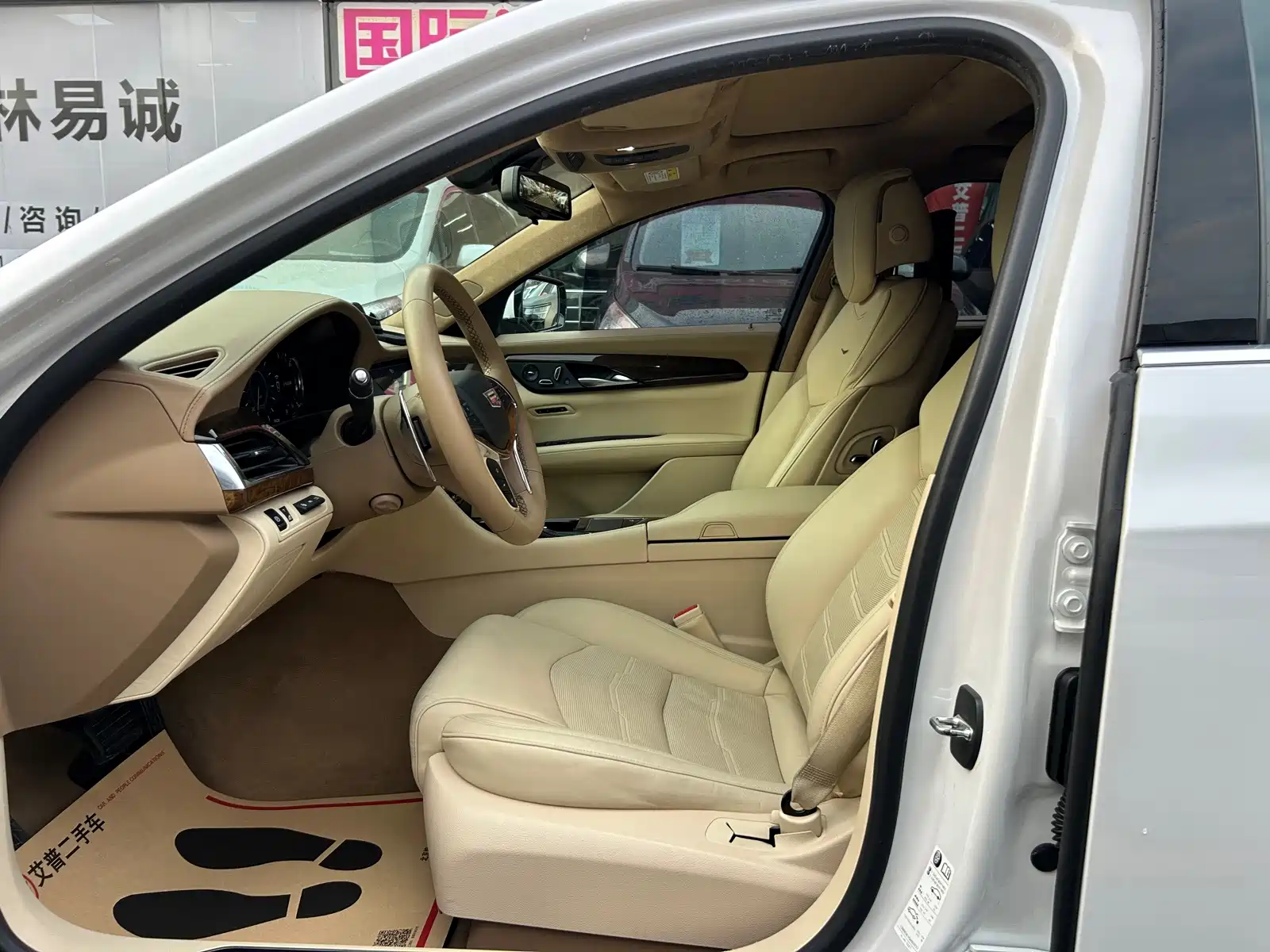 صورة 8 - Cadillac CT6