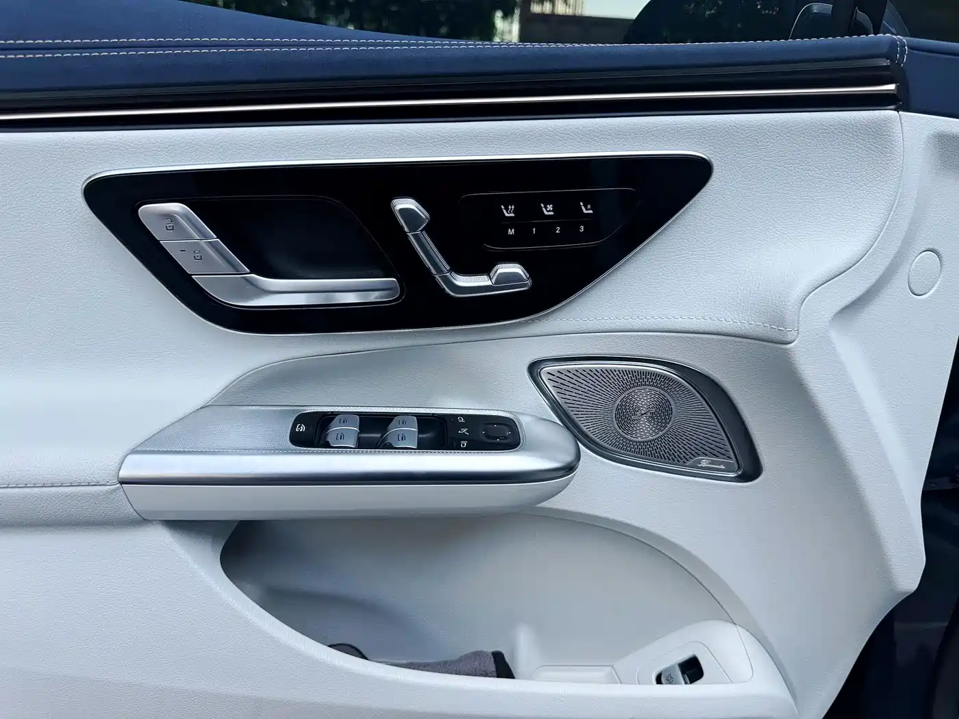 Mercedes-Benz EQE 2025 2025 500 4MATIC Pioneer
