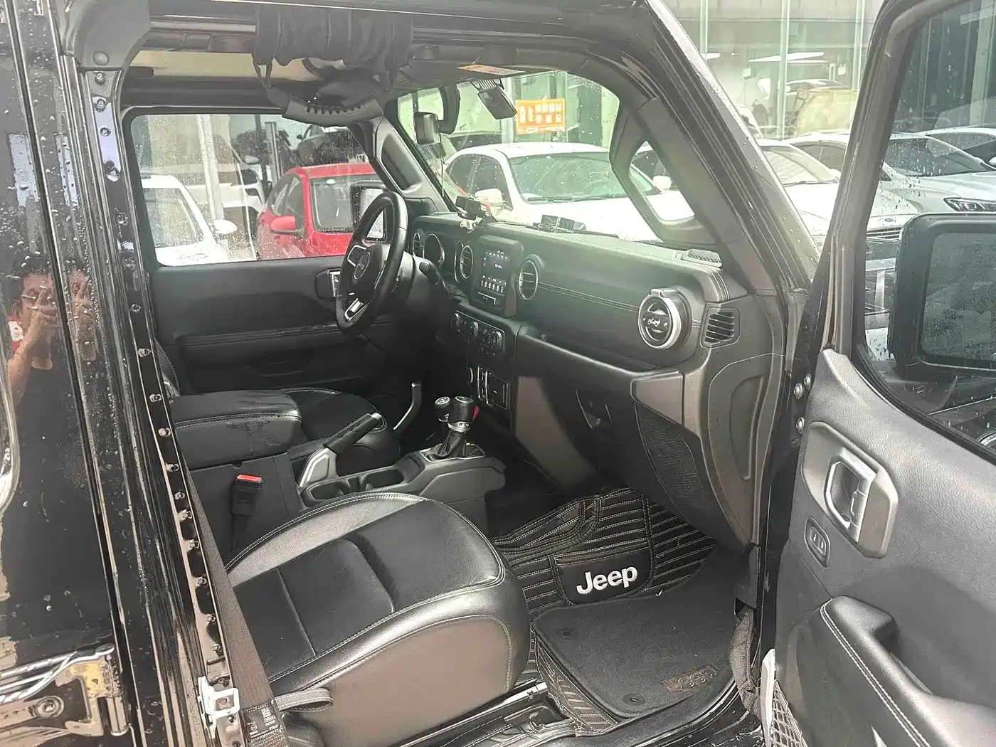 Фото 6 - Jeep Wrangler