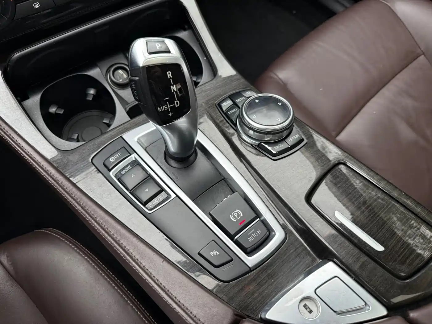 BMW 5 Series 2014 525Li Luxury Design Package фото 13