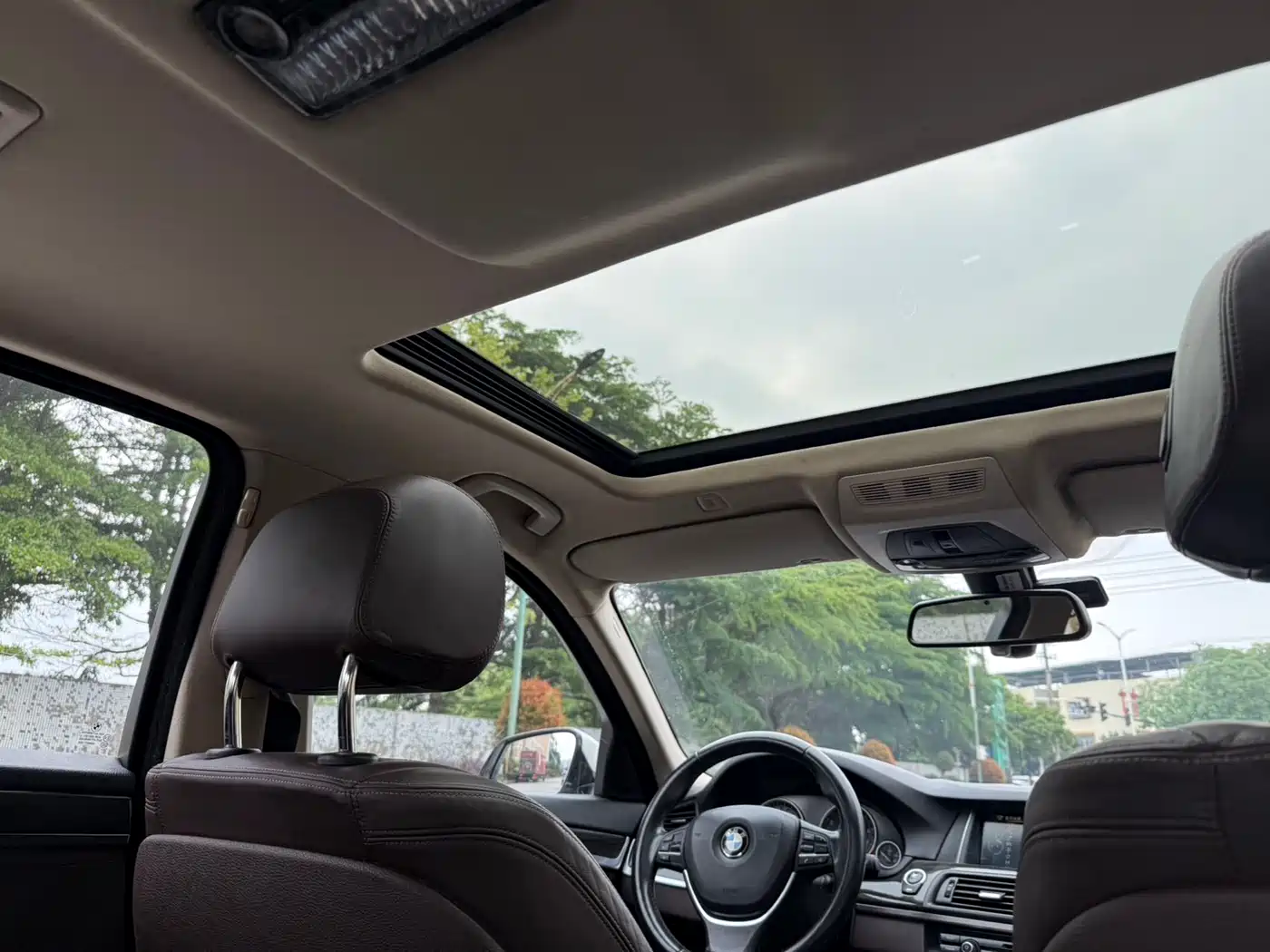 BMW 5 Series 2014 525Li Luxury Design Package фото 20