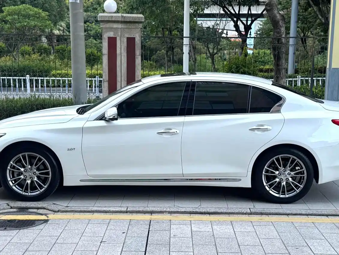 Infiniti Q50L 2015 2015 2.0T Enjoyment Edition