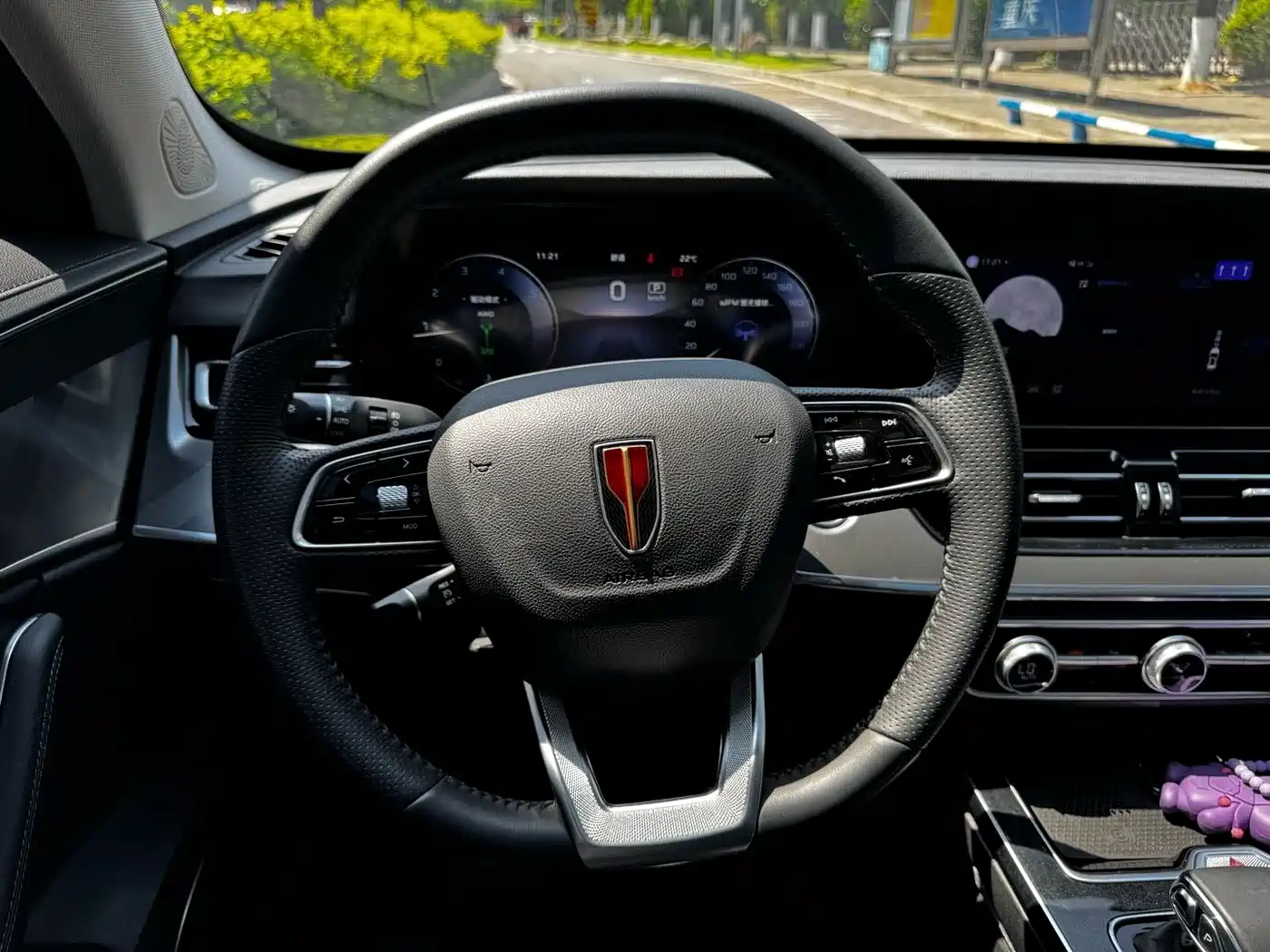 Hongqi HS5 2023 2.0T AWD Flag Enjoy Pro Edition фото 16