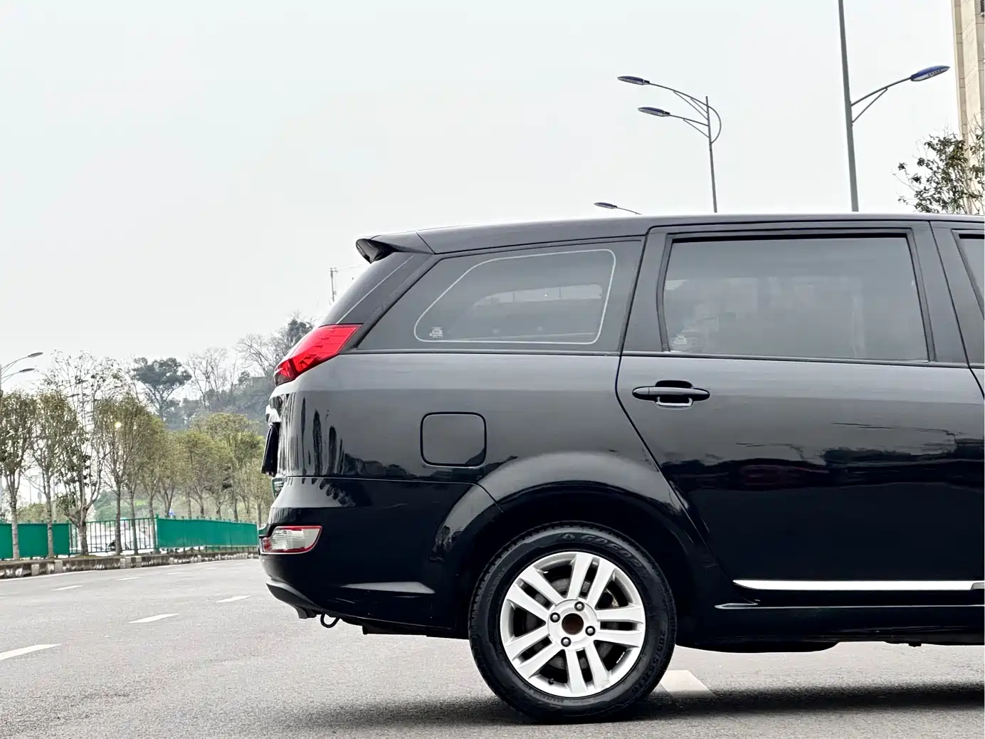 Chery Arrizo M7 2016 2015 2.0L CVT Wide Joy 232 Seats