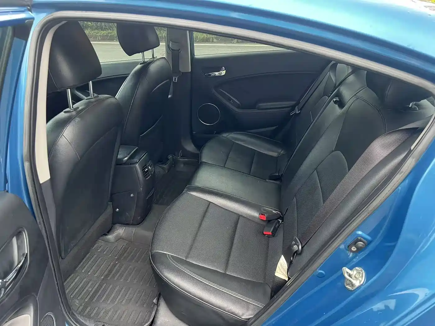 Kia K3 2013 1.6L Automatic GLS фото 8