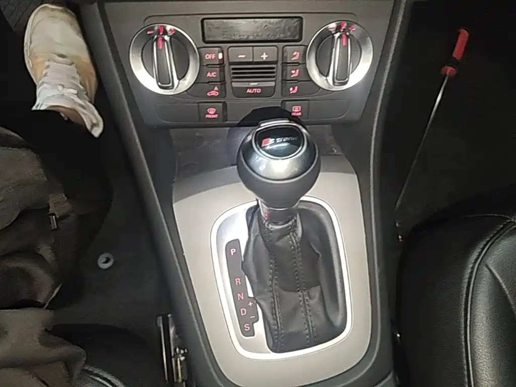 Audi Q3 2013 35 TFSI Progressive фото 10