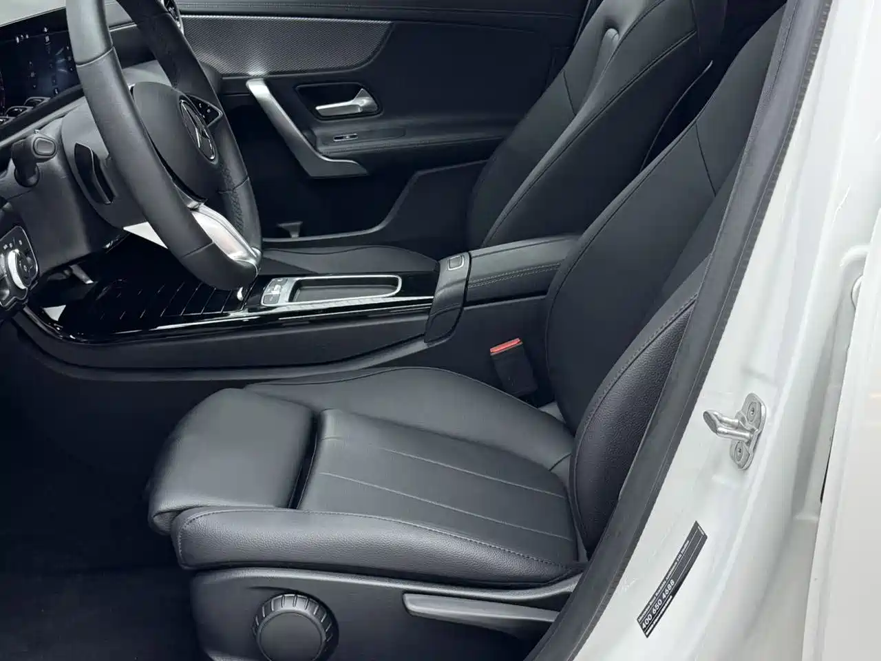 صورة 20 - Mercedes-Benz A-Class