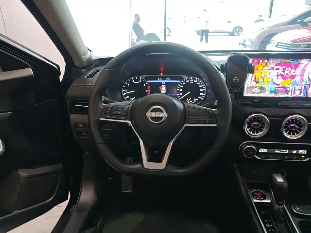Nissan SYLPHY, миниатюра 11