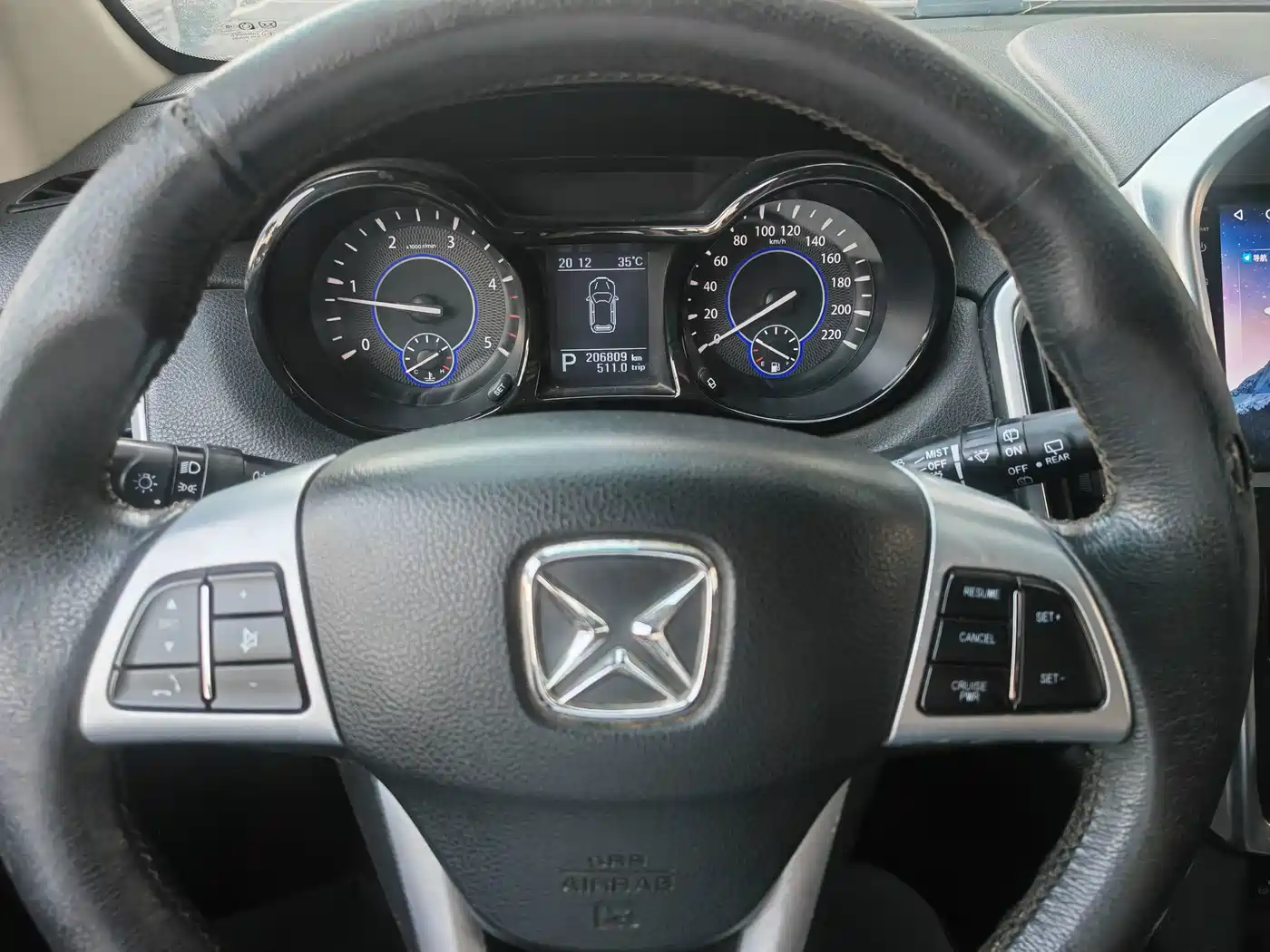 Jiangling Yusheng S350 2014 2013 2.4T Automatic 4WD Diesel Premium Luxury 5-seater