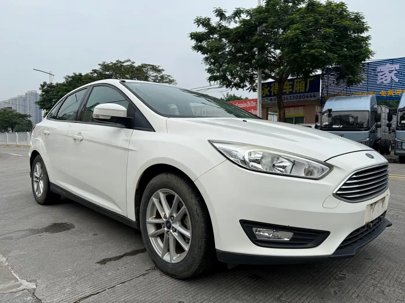Фото 3 - Ford Focus
