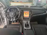 Фото 6 - Roewe RX5