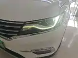 Фото 18 - Roewe RX5