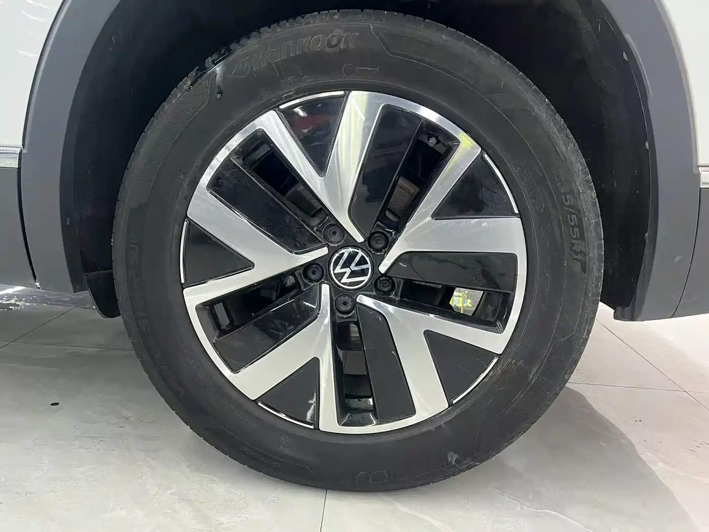 Volkswagen Tayron 2023 280TSI 2WD Luxury Plus Advanced Edition фото 9