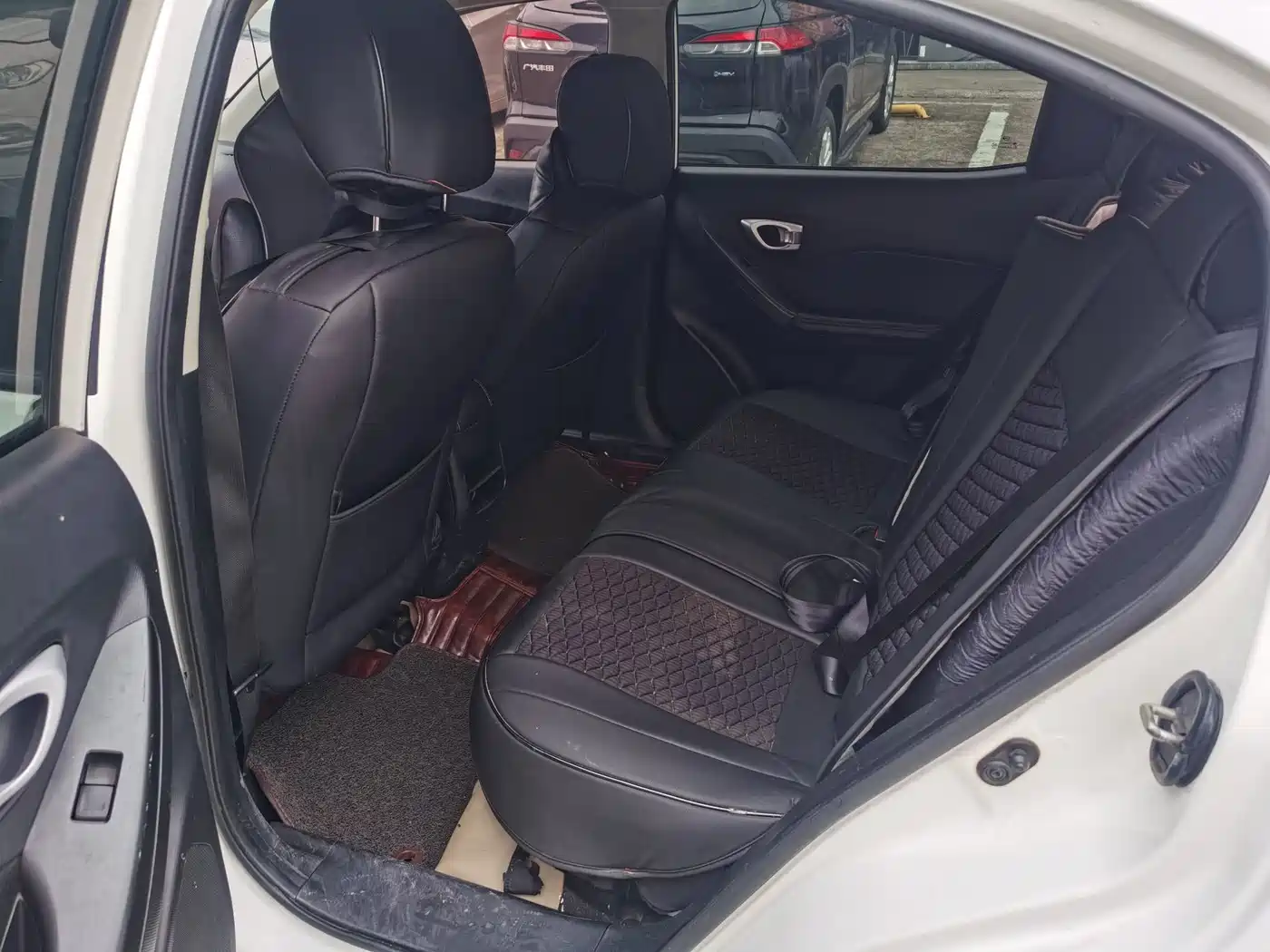 GAC Trumpchi Trumpchi GA3 2013 1.6L Manual Elite Edition фото 4