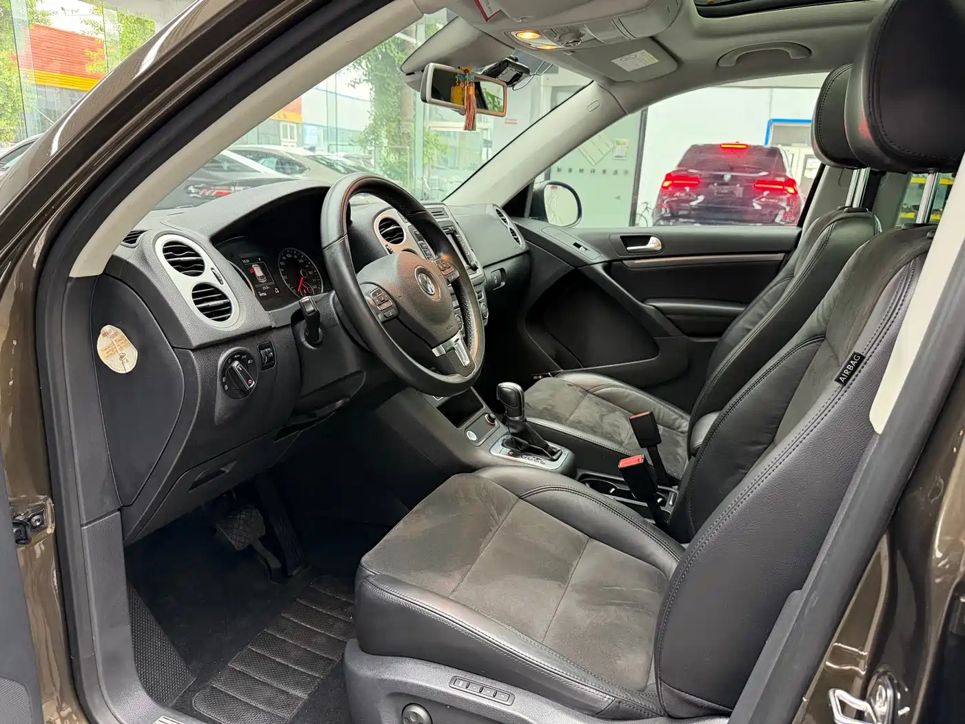 Volkswagen Tiguan 2015 2.0TSI Automatic 4WD Flagship фото 3