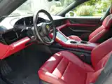Photo 6 - Porsche Taycan