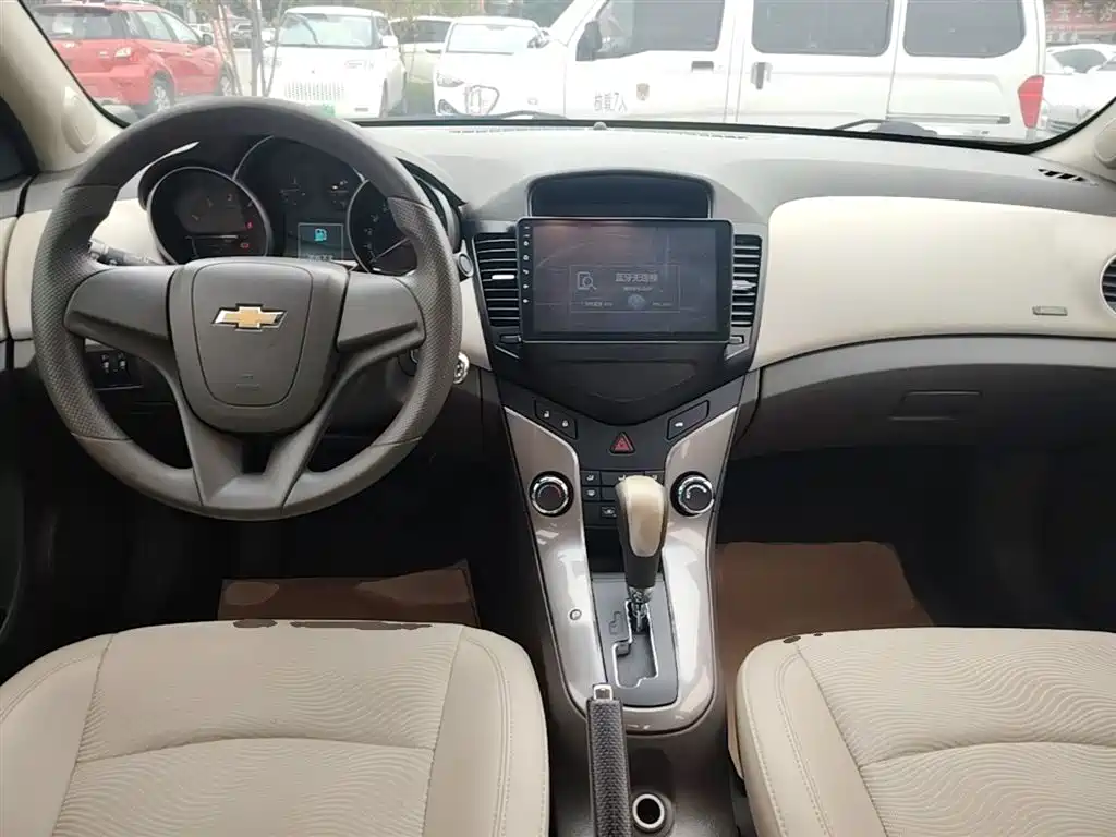 Chevrolet Cruze 2015 1.5L Classic SE AT фото 10