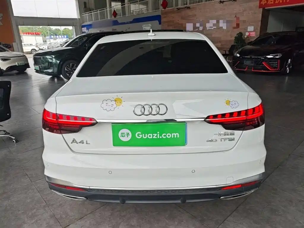 Audi A4L 2022 40 TFSI Fashion Dynamic фото 6